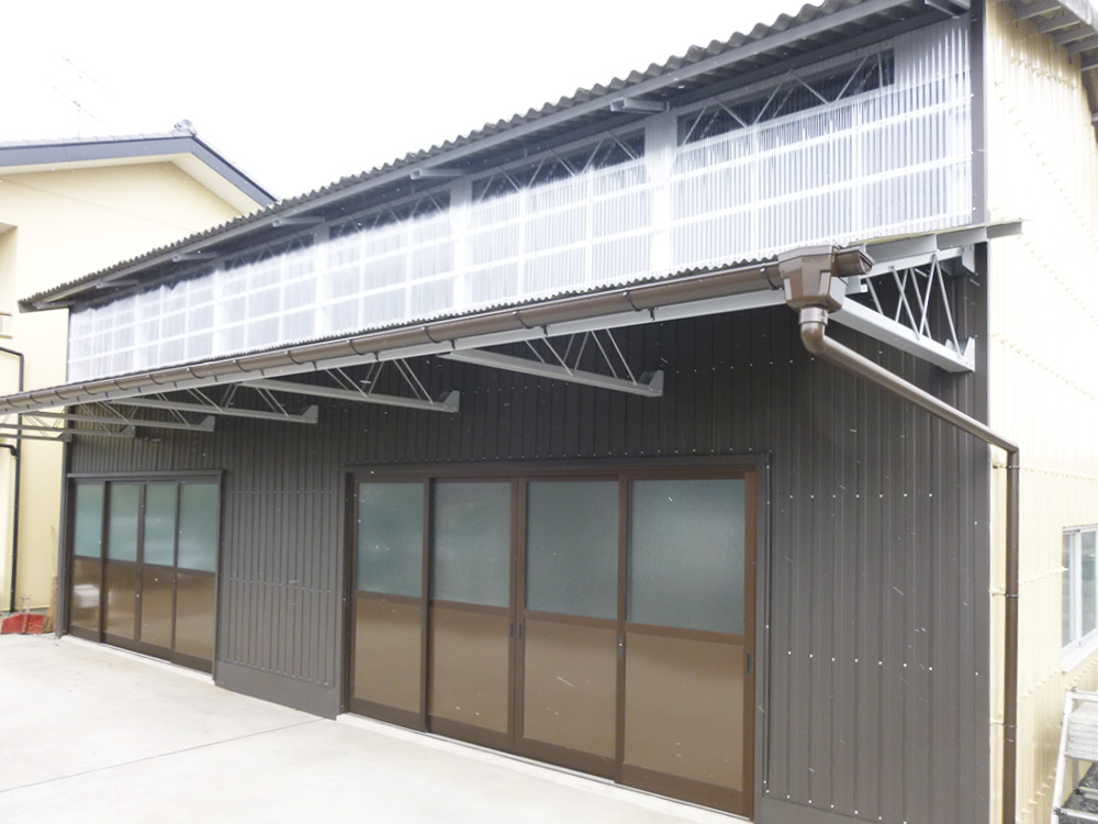 物入作業小屋