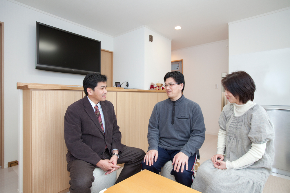 お施主様と
